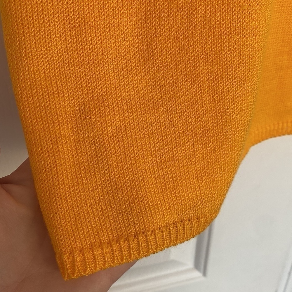 Vintage shirt sleeves marigold yellow crew neck sweater. - Picture 12 of 13